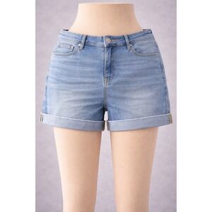 NWT Candace Cameron Bure Denim Shorts Light Wash Cuffed Raw Hem Blue 20W